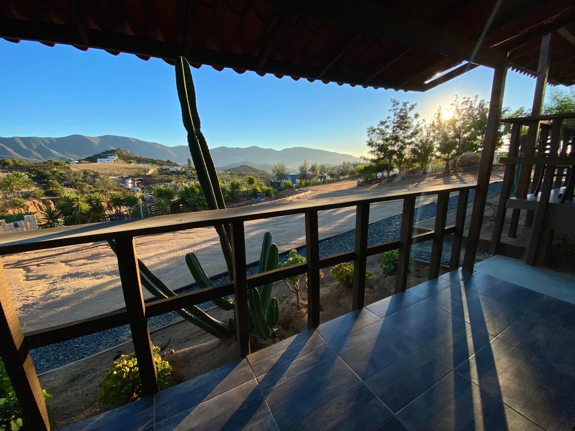 Finca De Lulu Y Jose Ruta Del Vino バジェ・デ・グアダルーペ エクステリア 写真