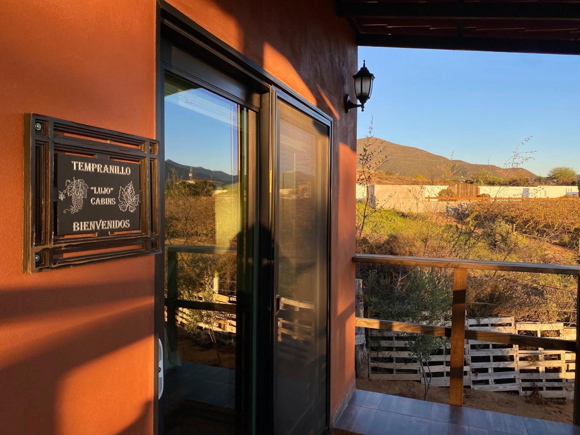 Finca De Lulu Y Jose Ruta Del Vino バジェ・デ・グアダルーペ エクステリア 写真